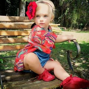 Size 7 Rare No Place Like Home Freshly Picked Mocc